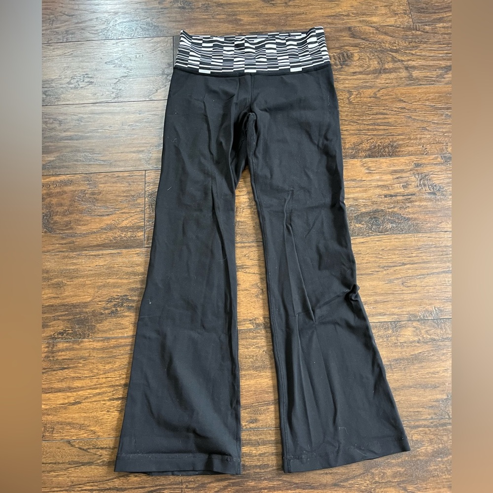 Lululemon flare leggings, size 8 tall